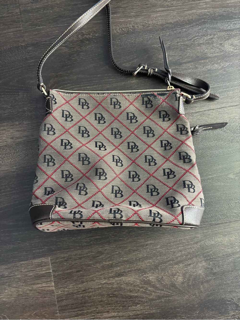 Dooney & Bourke Crossbody Bag Purse Grey Red - Picture 3 of 7